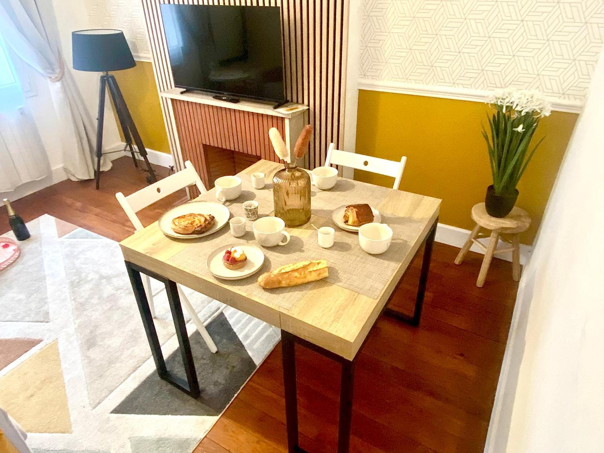 Le Cocon De La Tour -Vip-Compiegne-Hyper Centre Apartment Ngoại thất bức ảnh