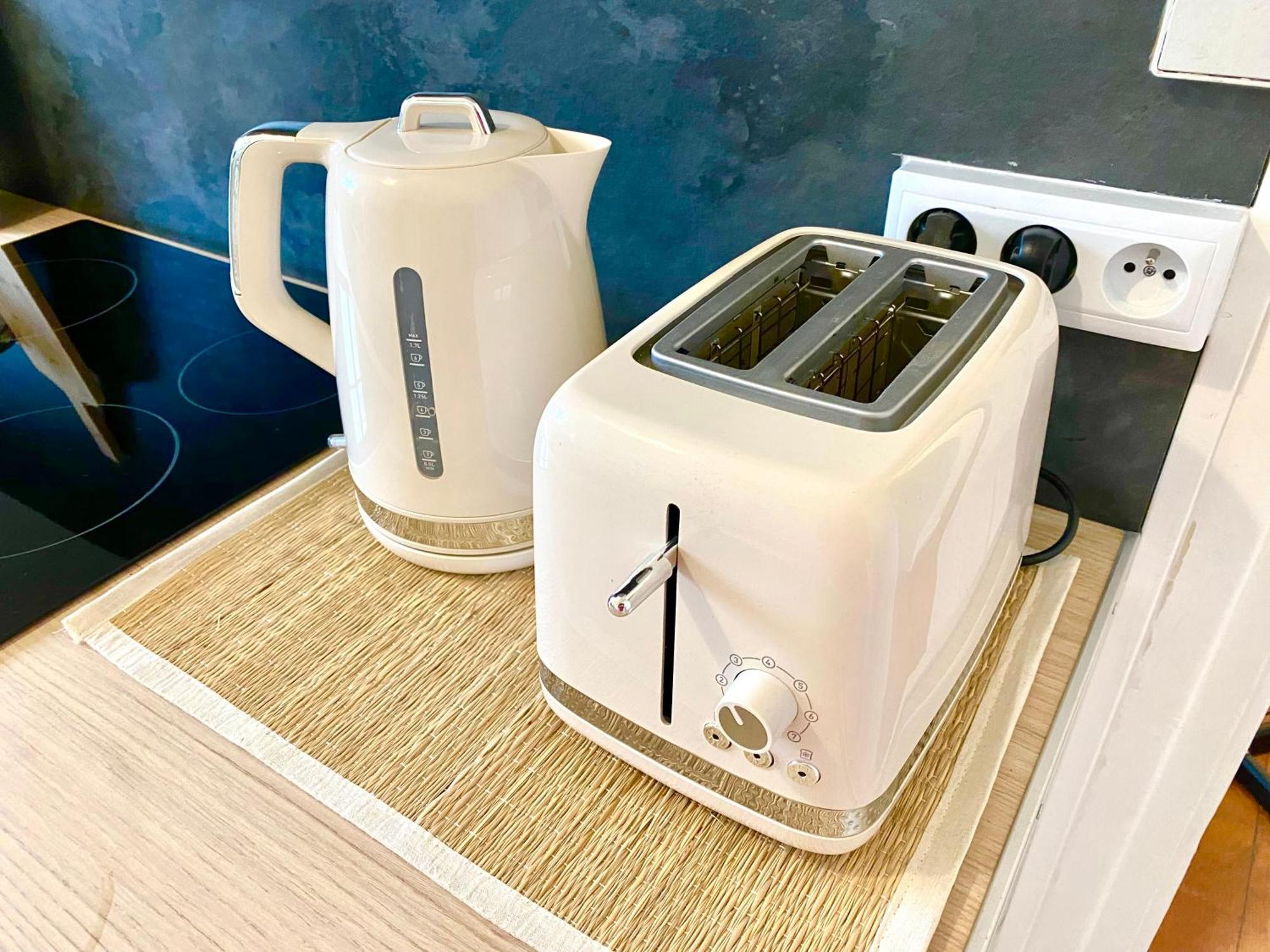 Le Cocon De La Tour -Vip-Compiegne-Hyper Centre Apartment Ngoại thất bức ảnh
